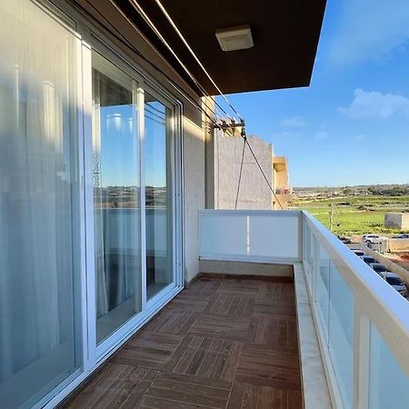 Modern Apartment In Marsaskala Luaran gambar